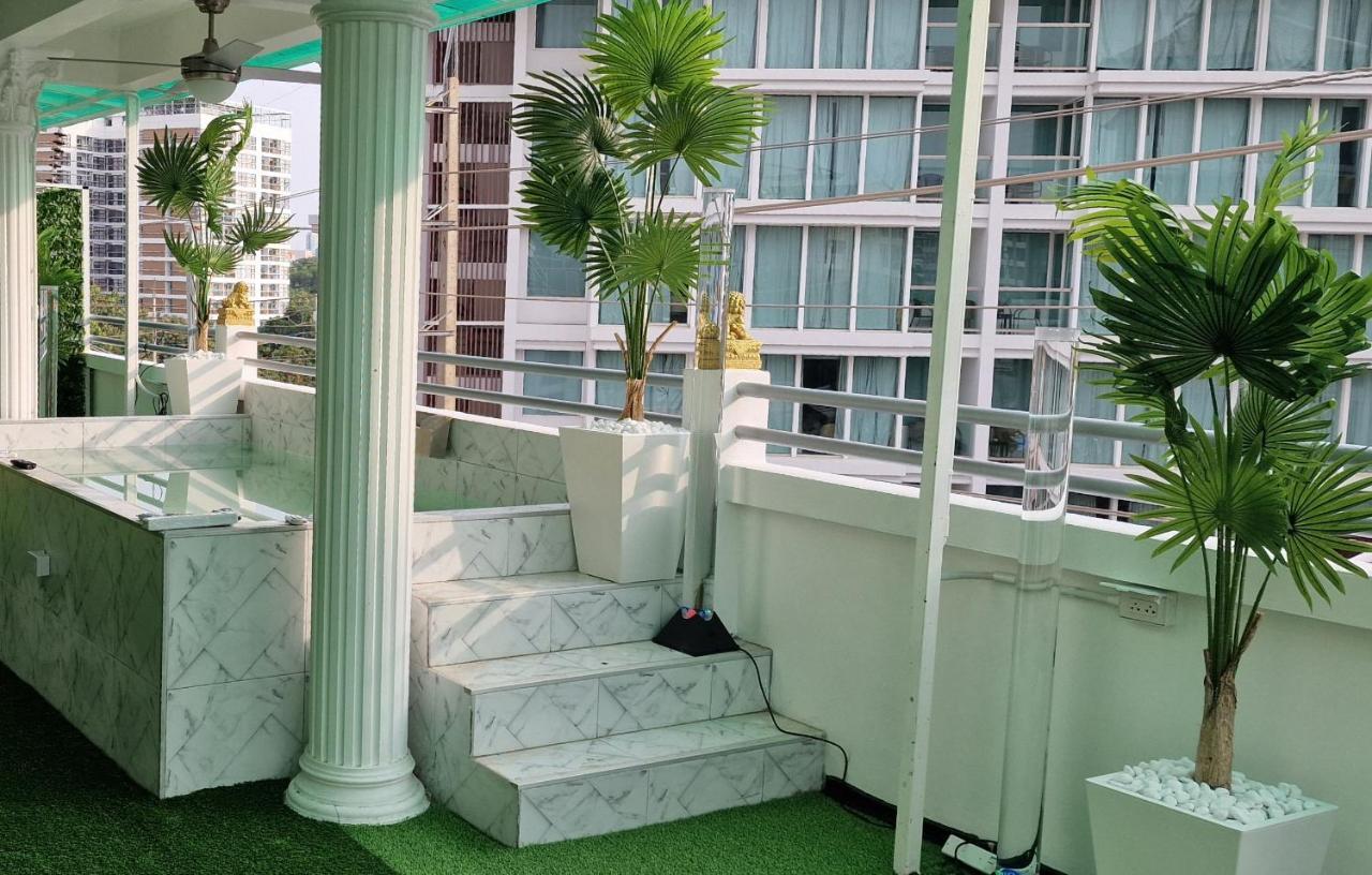 Xcess Residence Pattaya Exterior photo