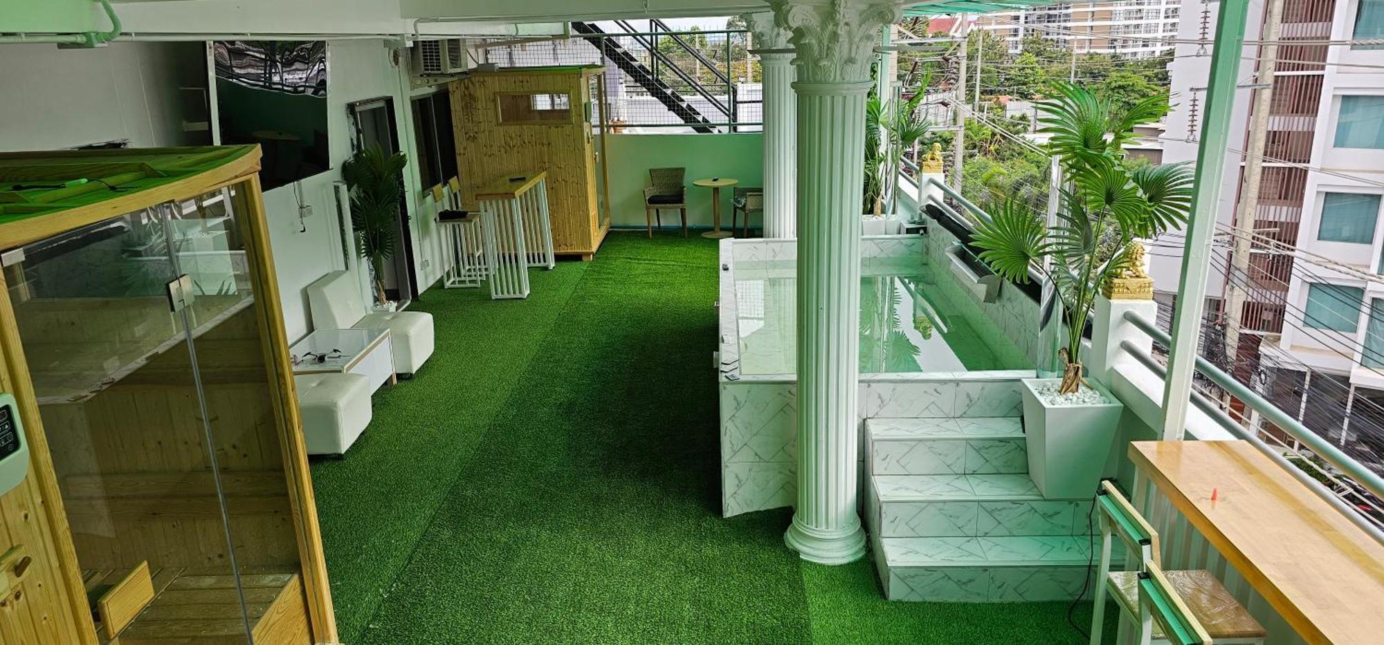 Xcess Residence Pattaya Exterior photo